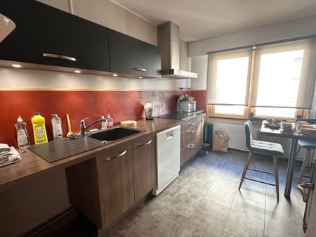 Location Appartement 5 pièces 122m² LIMOGES 87000 - Photo 3