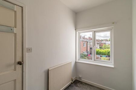 2 bedroom terraced house to rent - Photo 3