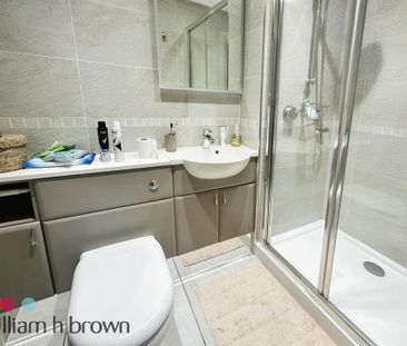 2 bedroom flat to rent - Photo 6