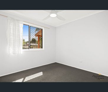 20 Laurel Street, Redbank Plains, Qld 4301 - Photo 4