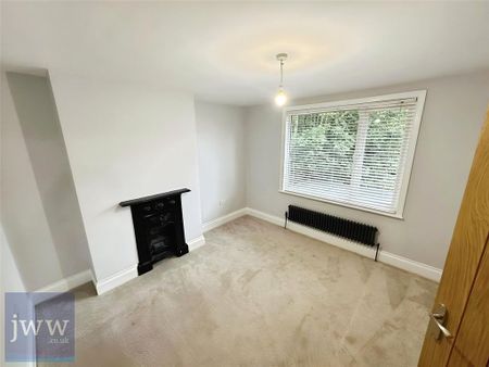 4 bedroom detached house to rent - Photo 3