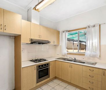 3 Bedroom Home - Photo 4