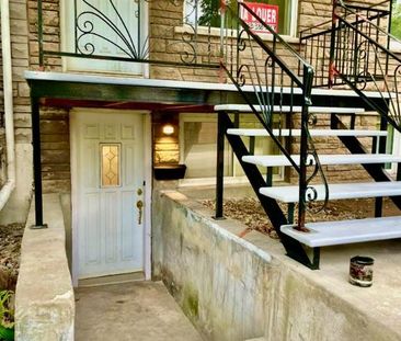 🏡 3½ lumineux avec entrée privée – Métro Honoré-Beaugrand - Photo 1