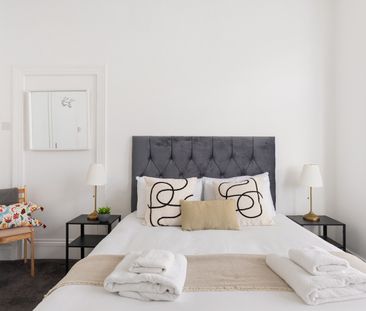 2 Bed Semi-Detached House, Mortimer Road, NW10 - Photo 5