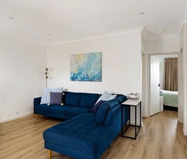 Sunlit Top Floor Living Moments from the Cooks River - Photo 4