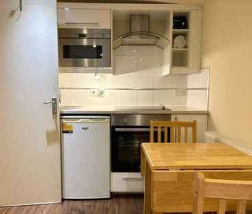 Studio Flat, Cranhurst Road, NW2 - Photo 4