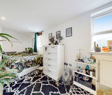 Cadogan Terrace, London, E9 - Photo 5