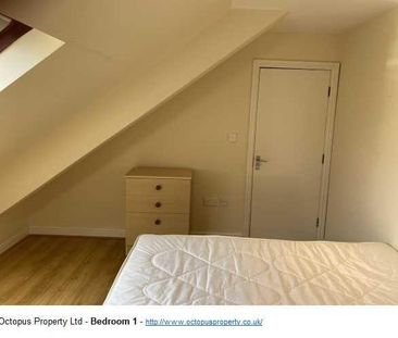 4 bedroom apartment to rent - Photo 3
