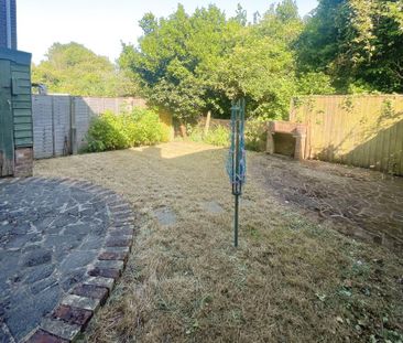 2 bedroom terraced house to rent - Photo 3