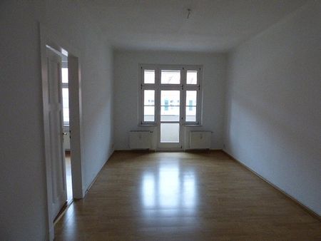 Erstbezug nach Reno- Vierraumwohnung mit Balkon - Foto 2