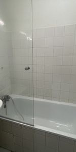 STUDIO A LOUER LYON 1ER ARRONDISSEMENT Annonciade-Saint-Benoit - Photo 3