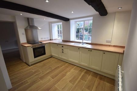 2 bedroom terraced house to rent - Photo 5