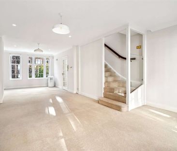 A lovely unfurnished house near to Holland Park - Photo 4