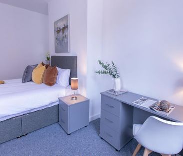 1 bedroom in a house share to rent - Photo 5