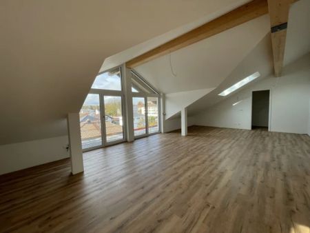 Exklusive Dachgeschosswohnung mit traumhaftem Bergpanoramablick und luxuriöser Ausstattung - Photo 3