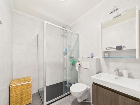 Appartement meublé de 5.5 pièces 165 m² Résidence de standing privée et arborée Proche Nations et Organisations Genève - Foto 4