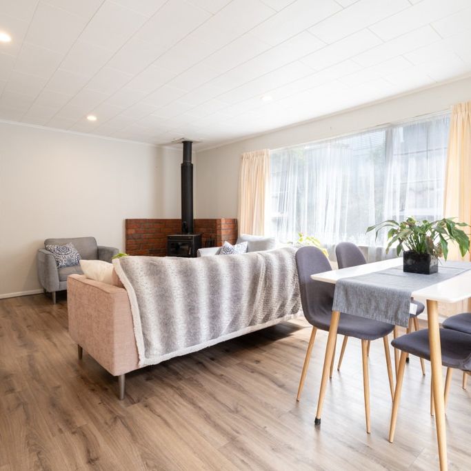 12B Bell Street, Tawa - Photo 1