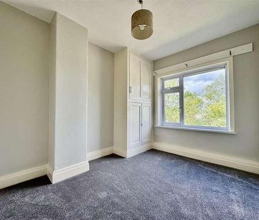 Turnshaw Avenue, Kirkburton, Huddersfield, HD8 - Photo 5