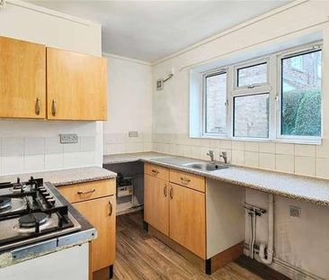 Grange Road, Northampton, Northamptonshire, NN3 - Photo 3