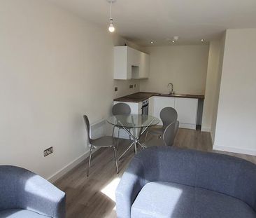 2 bedroom apartment to rent - Photo 6