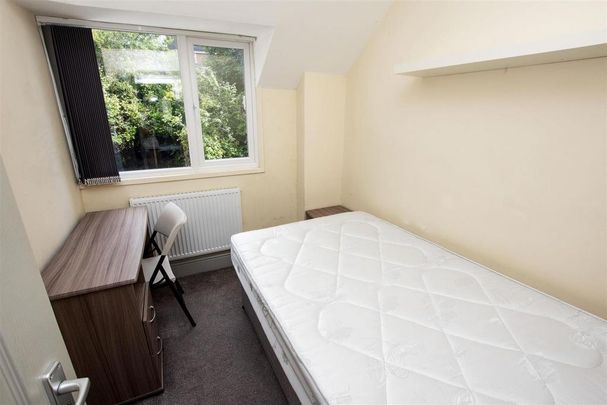 5 bedroom house to rent - Photo 1