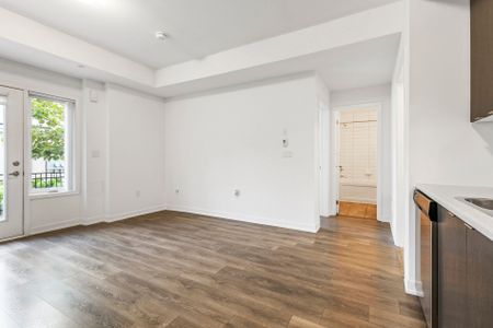 For Lease - 1525 Kingston Road Unit# 302, Pickering, Ontario - Photo 3