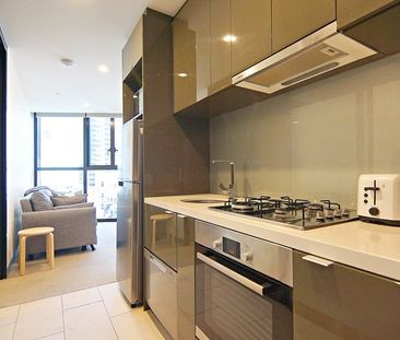 704/33 Clarke Street - Photo 6