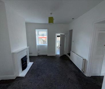 2 bedroom house to rent - Photo 3