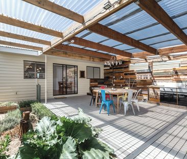 Beautifully renovated home in the heart of Soldiers Hill - Photo 5