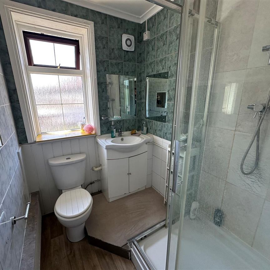 Blundell Road, HA8 0JJ, Edgware - Photo 1