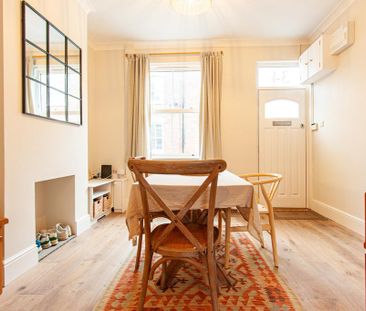 2 bedroom terraced house to rent - Photo 1