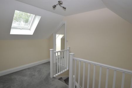 3 bedroom House To Let - Photo 5