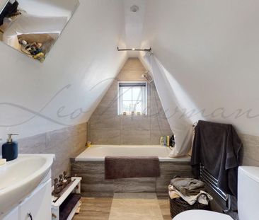 Holmdale Gardens, Hendon, NW4 - Photo 1