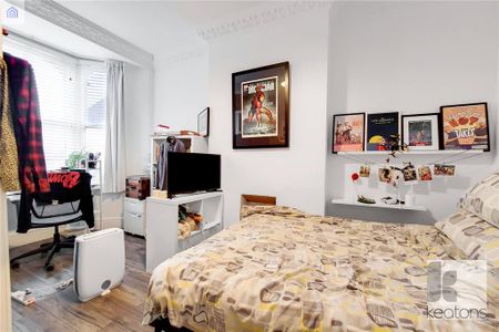 5 bedroom terraced house to rent - Photo 4