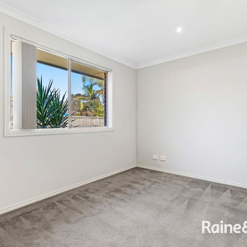 4 Bedroom house in Cranbourne East! - Photo 1