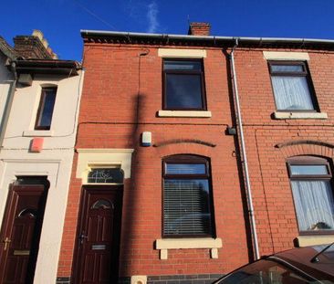 2 bedroom terraced house to rent - Photo 2