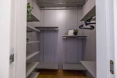 Piazza Carlo Caneva, Milan, Lombardy 20154 - Photo 5