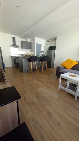 Appartement duplex meublé Compiègne 2 pièce(s) 44.70 m² - Photo 2