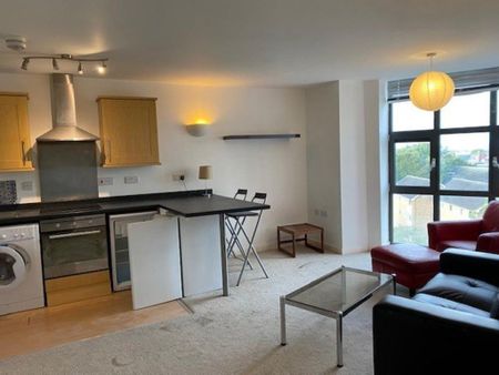 2 bedroom apartment to rent - Photo 3