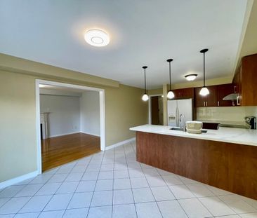 For Lease - 72 Darren Avenue, Whitby, Ontario - Photo 5