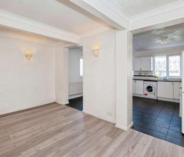 St. Pauls Avenue, Slough, Berkshire, SL2 - Photo 3