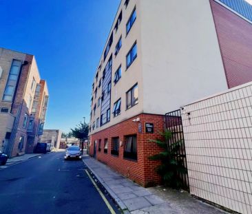 Extra Large Ensuite - Photo 6