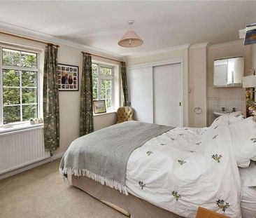 Courtwood Close, Salisbury, Wiltshire, SP1 - Photo 6