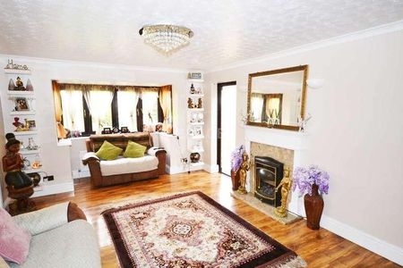 Beech Lane, Reading, RG6 - Photo 5