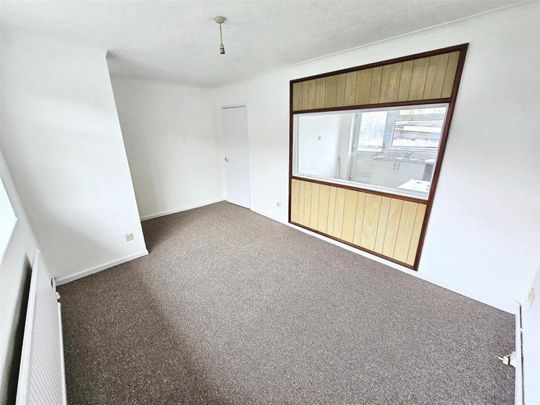 2 Bedroom Apartment to Rent in Hillary Road, Rushden, Northants, NN10 - Photo 1
