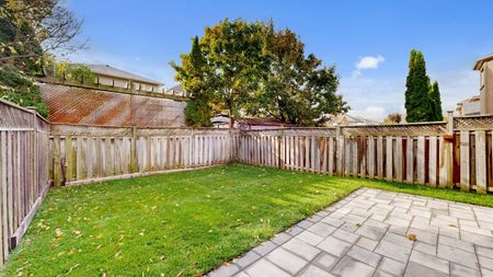 For Lease - 6 Hibbard Drive, Ajax, Ontario - Photo 4