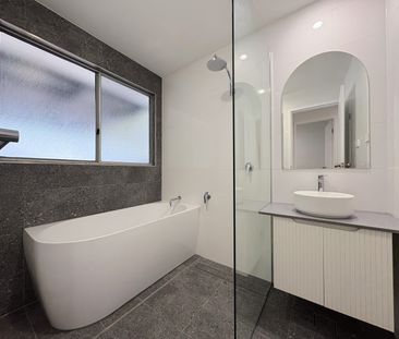 Freshly renovated Family Home - Photo 5