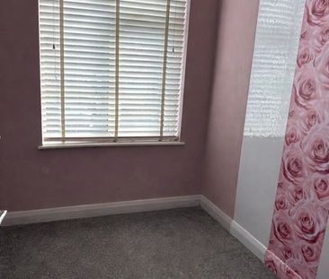 3 Bed End Terrace, Belgrave Road, CV2 - Photo 1