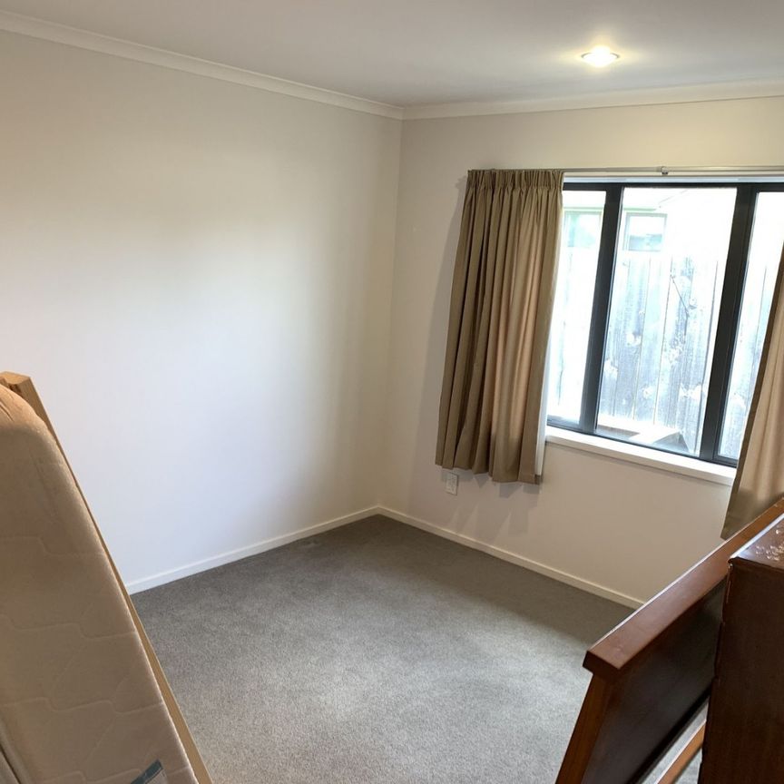 Family Living - Photo 1