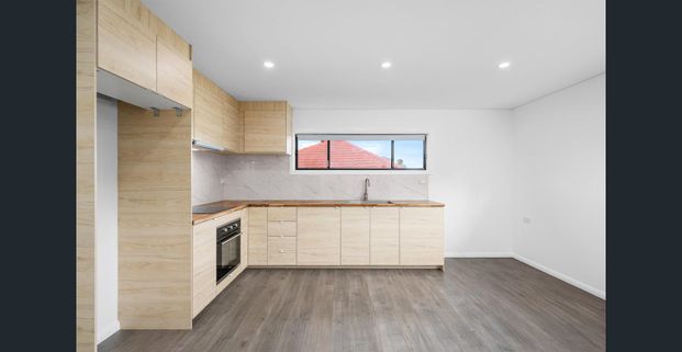 Freshly Renovated Home with Modern Charm in Ashcroft - Photo 1